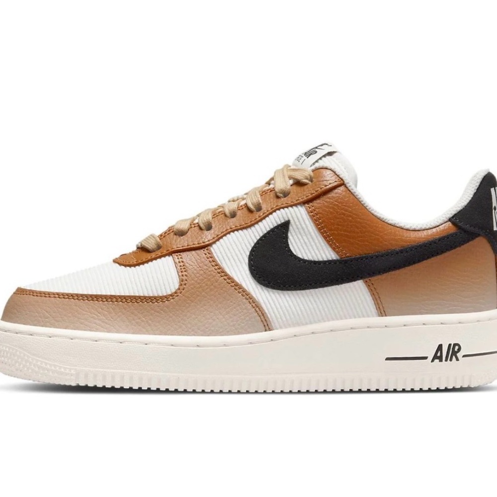 Nike women’s Air Force 07s Ale Brown